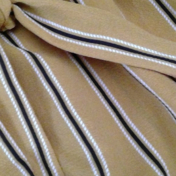 Fashion Muse Size Medium Tie Front Yellow Gold Striped Dress - Picture 13 of 14